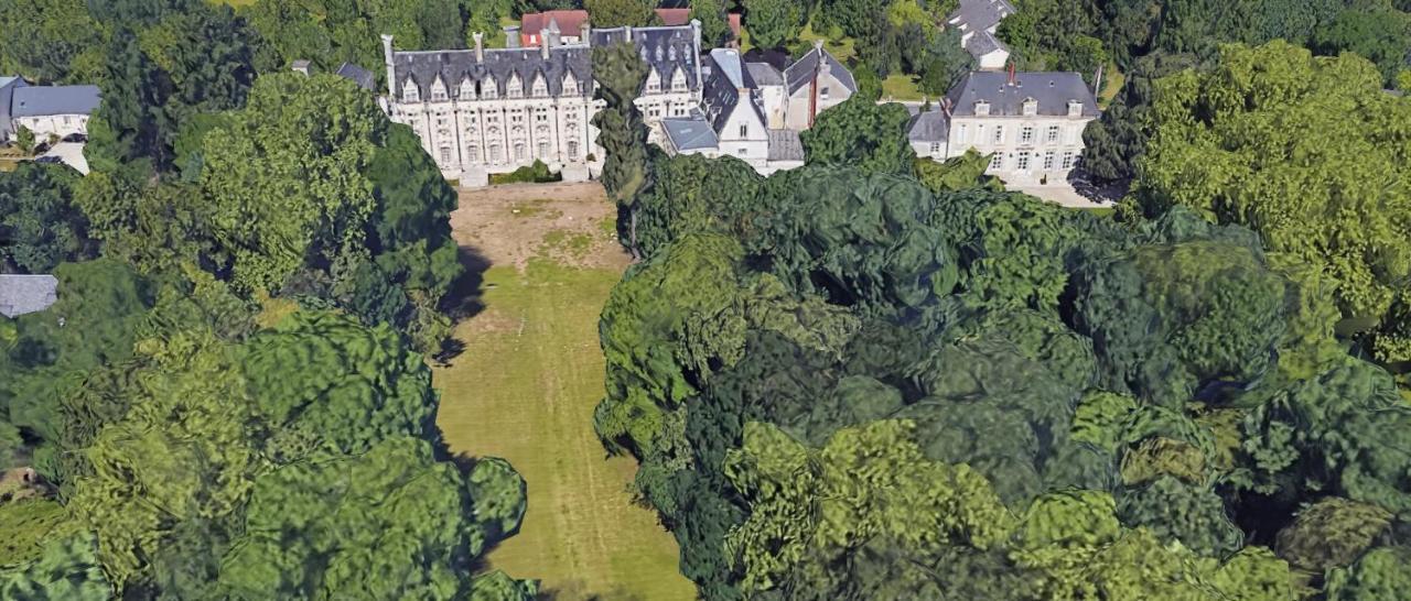 Charmant Studio Au Calme Tout Confort Dans Chateau Neo Gothique Proche Zenith Comet Orleans Parking Voiture Gratuit Wifi Haut Debit Rue Des Montees Ngoại thất bức ảnh